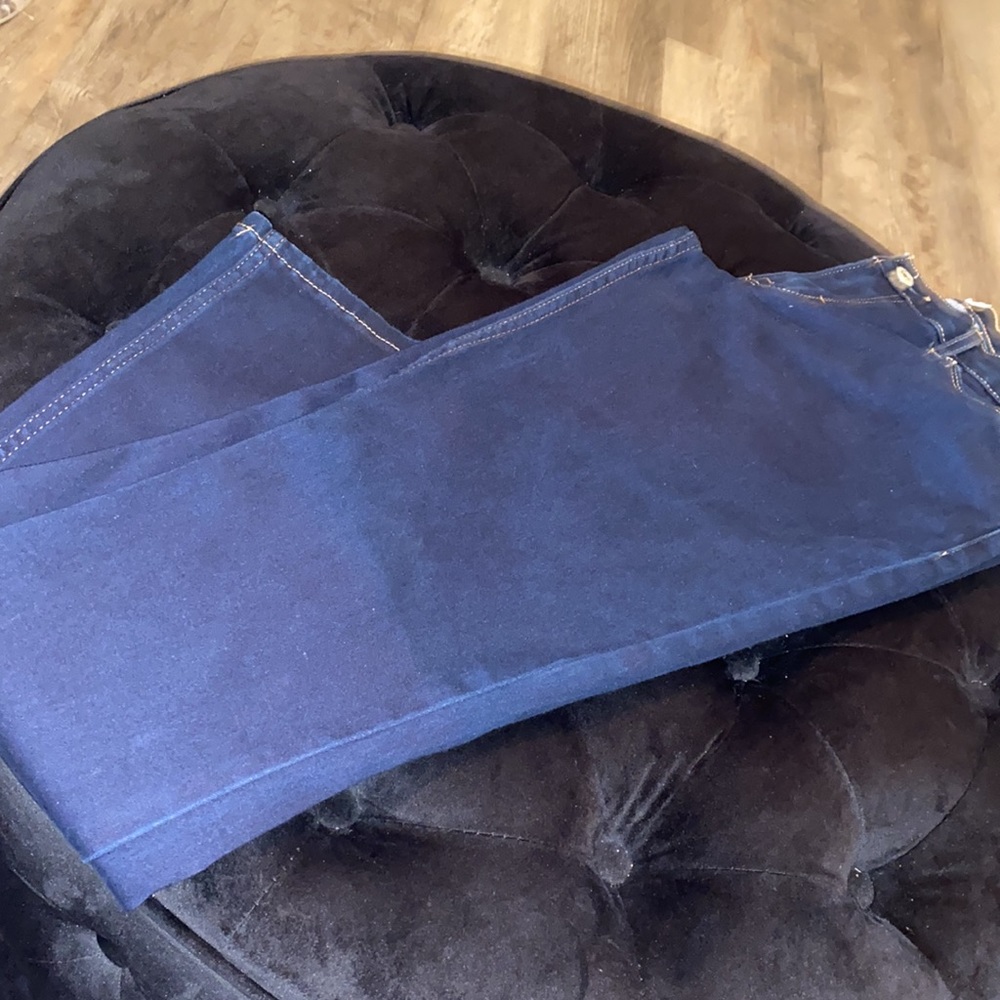 🔥DaRk BLuE like new Levi Jeans🔥 - Picture 11 of 12